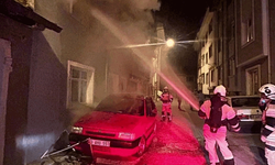 Kütahya'da 3 katlı binada yangın: 1 ölü