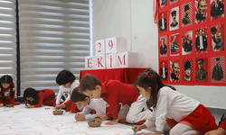 Miniklerden 2026 Eskişehir yılı’na özel Cumhuriyet tuvali