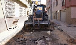 Tepebaşı'nda bir mahallede daha yollar yenileniyor: Sıra Yenimahalle'de