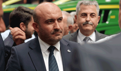 Albayrak: Ne yol açtınız, ne trafiğe çözüm buldunuz