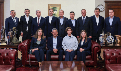 CHP’li başkanlardan çağrı: Olağanüstü kurultay 45 gün içinde toplanmalı