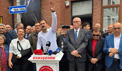Yalaz: "Partililerimizi arayıp "Talat Yalaz ile misin, bizle misin" diye soruyorlar"