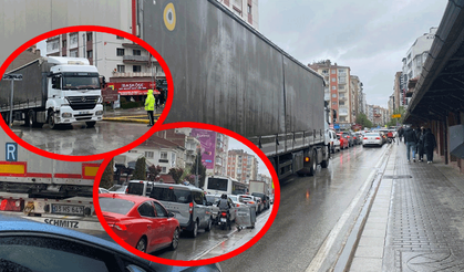 Yılmaz Büyükerşen Bulvarı’nda trafik kilitlendi