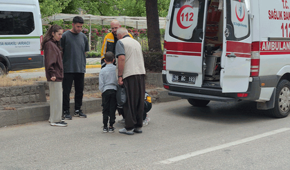 Eskişehir'de yaya geçidinde duramayan minibüs, anneanne ve torununa çarptı