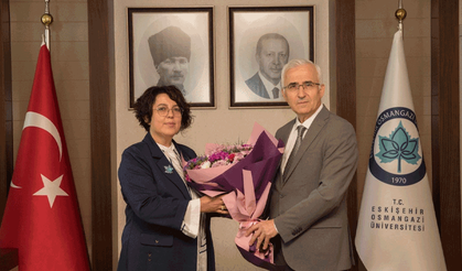 ESOGÜ'nün yeni rektörü Prof. Dr. Gümüşsoy görevine başladı