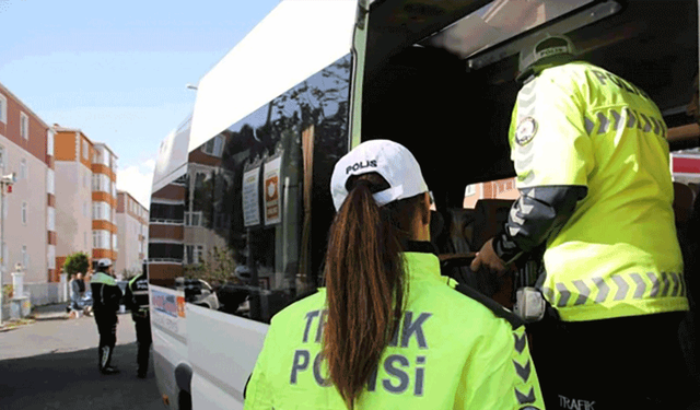 Eskişehir’de okul servislerine ceza yağdı 