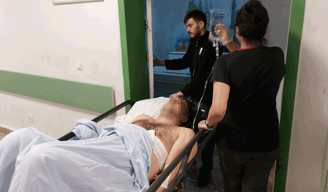 Samsun'da sokak ortasında kavga: Sırtından bıçaklandı