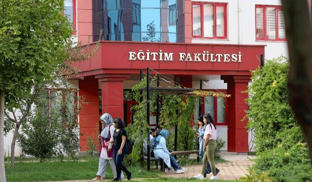 Türkiye’nin en iyi fakülteleri belli oldu! Eskişehir’deki üniversiteler… 
