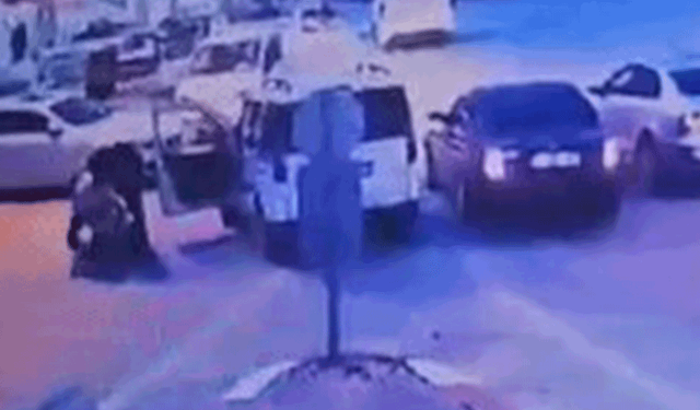 Afyon'da trafik dehşeti: Yol verme kavgası kanlı bitti