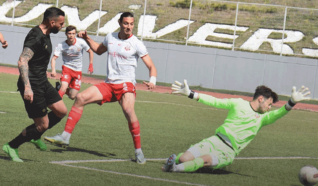 Anadolu Üniversitesispor’un play-off aşkı sürüyor