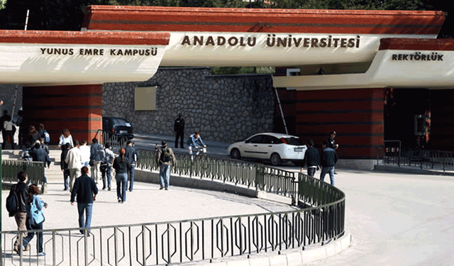 Anadolu Üniversitesi’nden 14 bilim insanı dünya listesinde