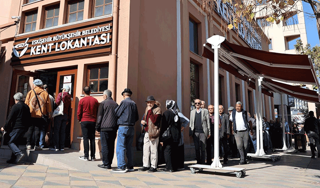 Kent Lokantası’nda askıda yemek uygulaması başladı