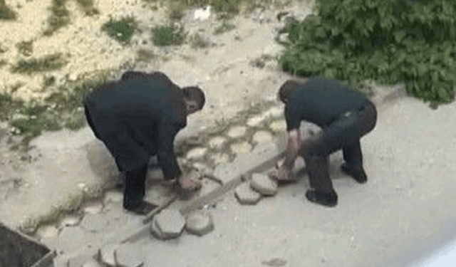 Eskişehir’de kaldırım taşlarını söküp köyüne götürmeye çalıştı