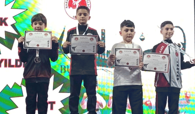 Eskişehirli karatecilerden final etabında madalya yağmuru