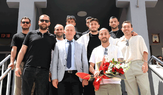 Eskişehirspor'dan minik taraftarlara anlamlı ziyaret