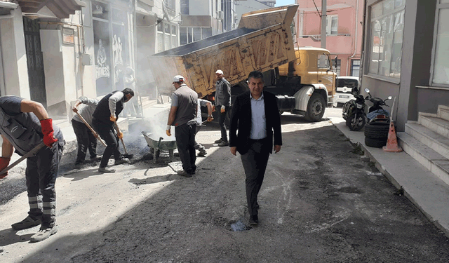 Kütahya'da 9 mahallede asfalt ve yama çalışması tamamlandı
