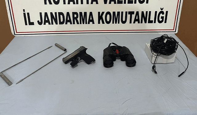 Kütahya'da kaçak kazı yapan 2 şüpheli gözaltında