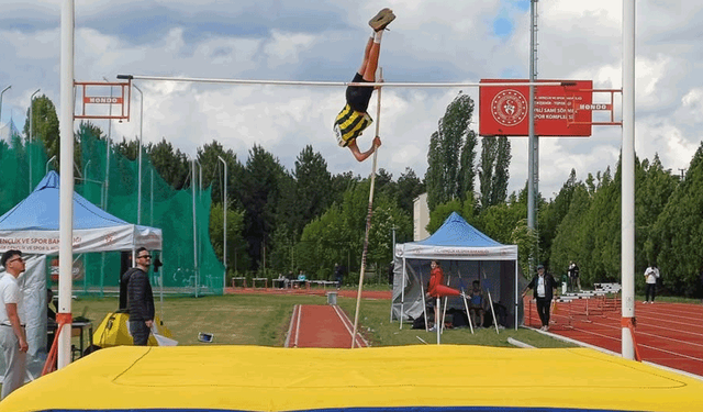 U16 atletizm şampiyonası Eskişehir’de tamamlandı