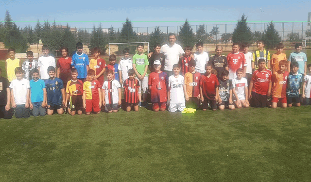 Eskişehir’de yaz spor okulu coşkusu sürüyor
