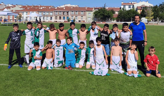 Batıkentspor U10 takımı 5’te 5 ile namağlup devam ediyor