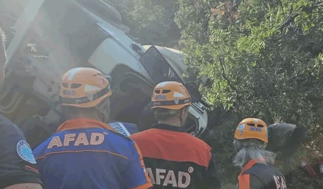Eskişehir'de beton mikseri şarampole yuvarlandı: 1 yaralı