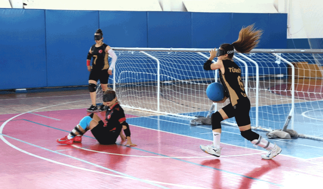 Goalball Kadın Milli Takımı, Eskişehir’de şampiyona hazırlıklarını sürdürüyor