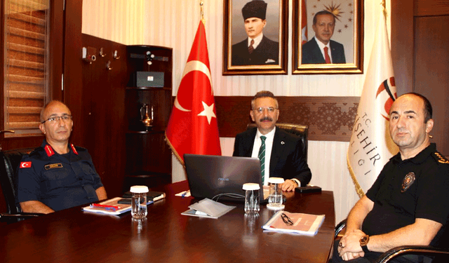 Vali Aksoy Eskişehir’de güvenlik alanında yapılan çalışmaları anlattı