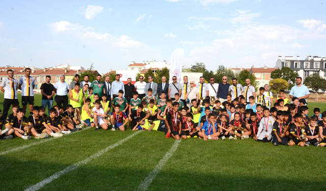 Zafer Kupası Futbol Turnuvası Eskişehir’de görkemli finalle sona erdi
