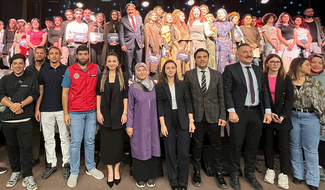Eskişehir’de gençler arası tiyatro yarışması bölge finali gerçekleştirildi