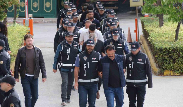 Eskişehir'de tefecilik operasyonunda 5 tutuklama