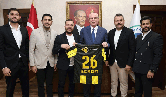 2 Eylül Spor Kulübü’nden başkan Kazım Kurt’a ziyaret