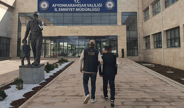 Afyon'da FETÖ’den aranan şahsı polis yakaladı