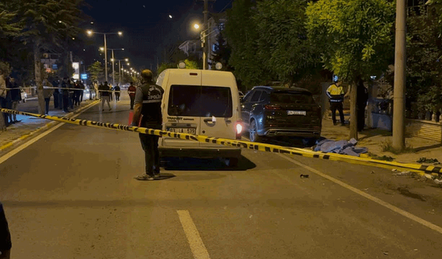 Afyon’da otomobilin çarptığı eski muhtar yaşamını yitirdi