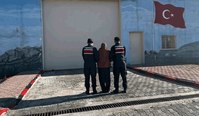 Afyonkarahisar’da jandarma operasyonu: 37 kişi yakalandı