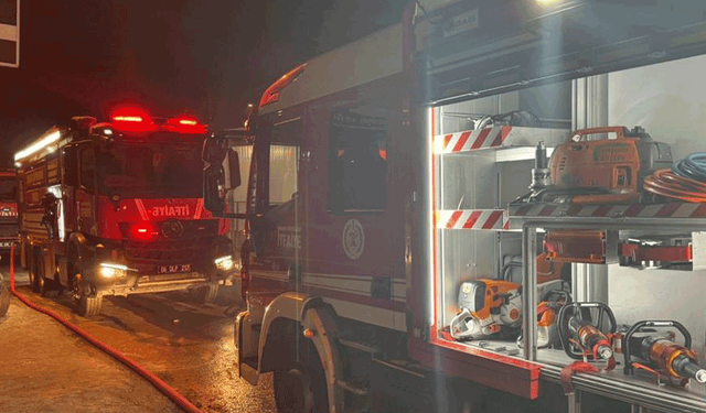 Ankara'da oto tamircisinde yangın