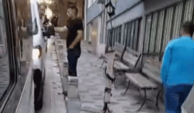 Balıkesir'de park tartışması yumruklu kavgaya dönüştü