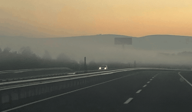 Dikkat! Kütahya-Eskişehir yolunda yoğun sis uyarısı