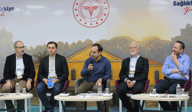 İl Sağlık Müdürleri İzmir’de bir araya geldi