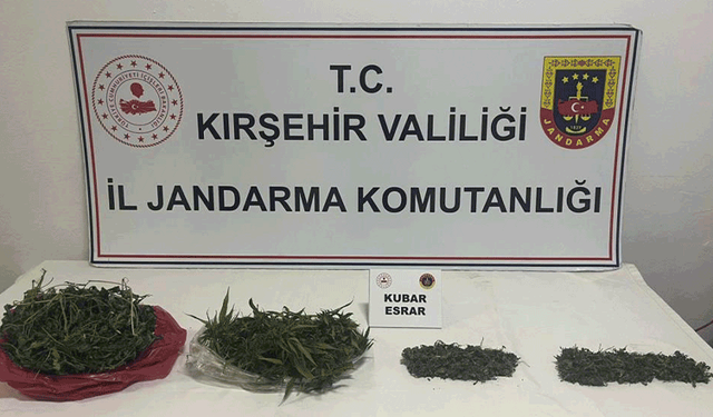 Kırşehir'de jandarmadan yasaklı madde operasyonu: 4 tutuklama