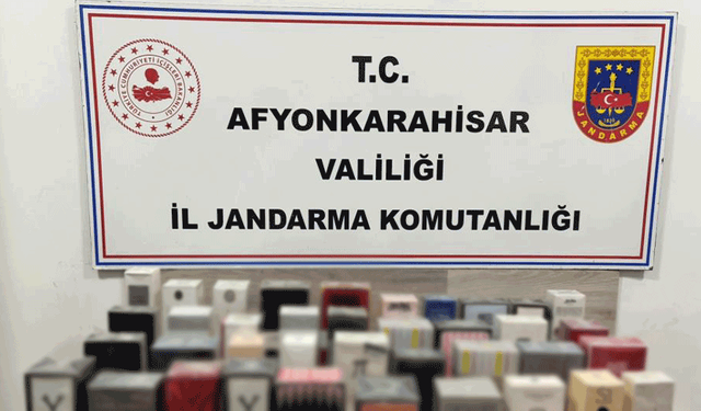 Afyon'da jandarma kaçak parfüm ele geçirdi