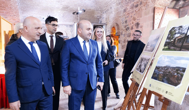 Albayrak:  Zamana direnen bu mirası yaşatmalıyız