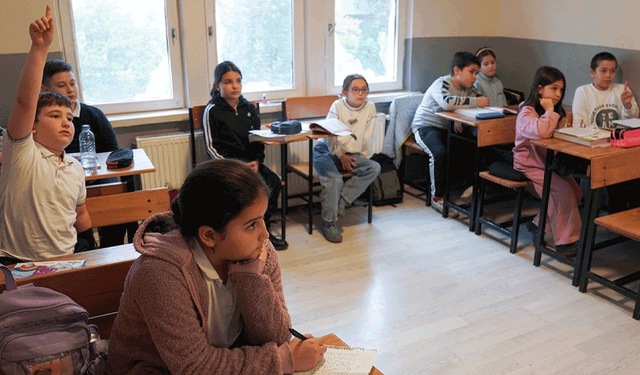 Ataç: “Binlerce çocuğumuzun eğitimine katkı sumaktan gurur duyuyoruz”