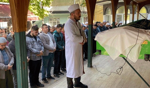 Boynu kesilen anne toprağa verildi, engelli oğlu adliyeye sevk edildi