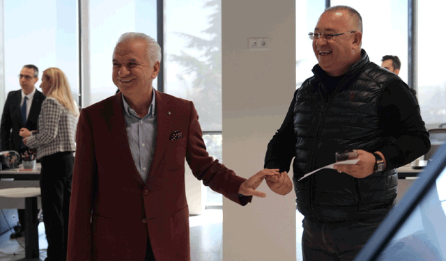 Eskişehir Ticaret Odası yeni hizmet binasında bugün itibariyle hizmete başladı