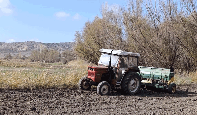 Eskişehir’de çiftçi yağmur bekliyor: “Bu yıl daha çok ihtiyaç var”