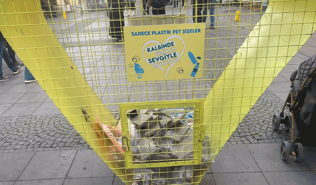 Eskişehir’de geri dönüşüm kafesi yanlış kullanımla isyan ettirdi