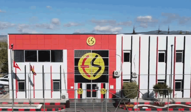 Eskişehirspor tesislerinde yenileme ve altyapı çalışmaları sürüyor