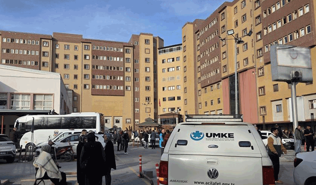 Kütahya'da hastaneden yangın çıktı