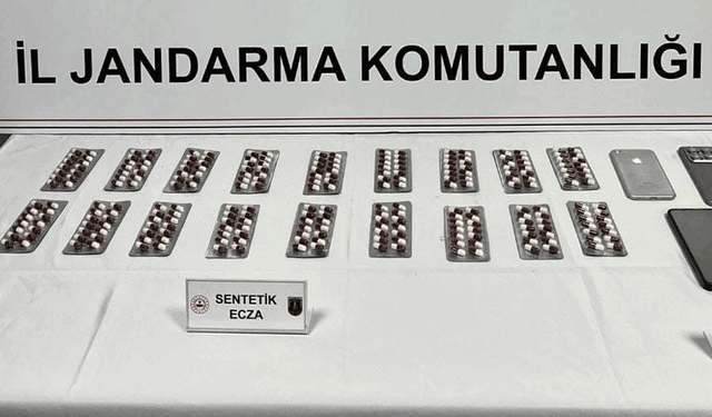 Afyon’da jandarmadan uyuşturucu operasyonu: 4 gözaltı