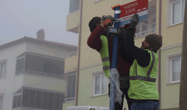 Bilecik’te cadde ve sokak tabelaları yenileniyor
